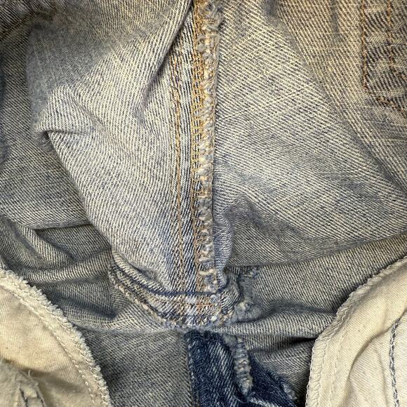 Silver Jeans Women's 28x33 (6) Light Blue Blaze Flare Vintage Preppy Normcore - Picture 10 of 15